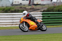 Vintage-motorcycle-club;eventdigitalimages;mallory-park;mallory-park-trackday-photographs;no-limits-trackdays;peter-wileman-photography;trackday-digital-images;trackday-photos;vmcc-festival-1000-bikes-photographs